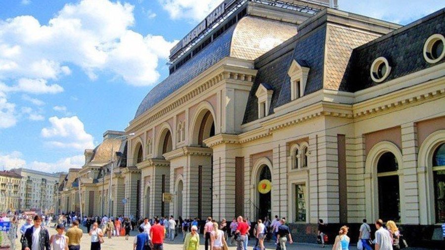 Новый парк площадью 2 гектара обустроят перед Павелецким вокзалом