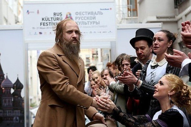 В Петербурге пройдёт дефиле персонажей Достоевского