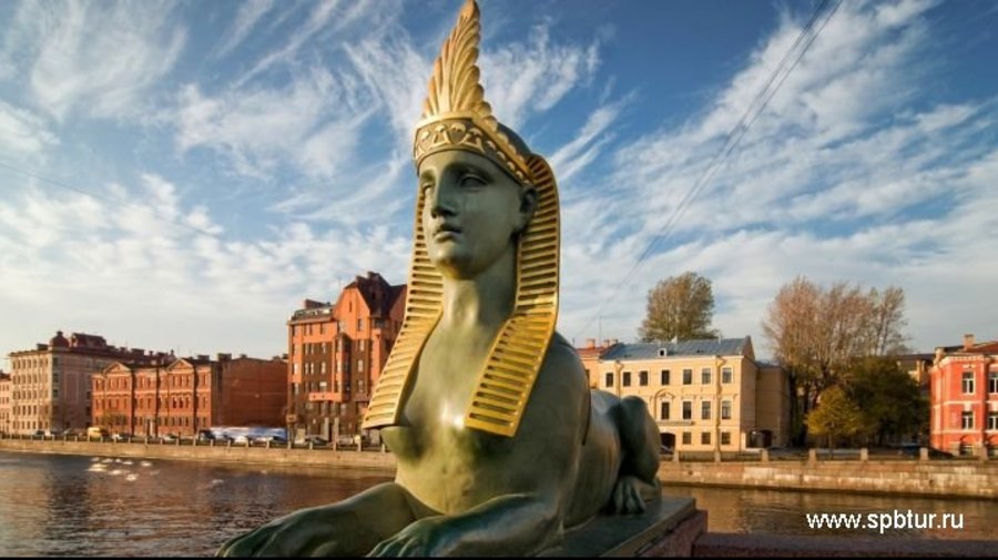 «Иностранные» памятники Петербурга