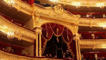 Как попасть в царские ложи петербургских театров