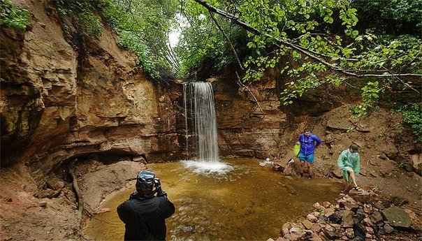 Горчаковщинский водопад и руины крепости Любаша