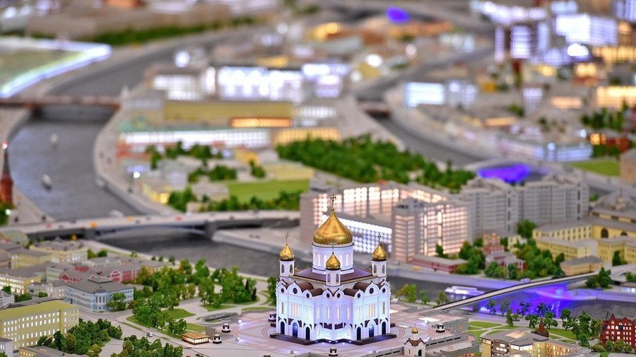 Архитектурный макет Москвы, увеличенный в два раза, можно посмотреть бесплатно