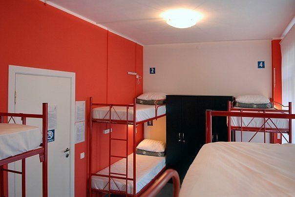 Graffiti Hostel