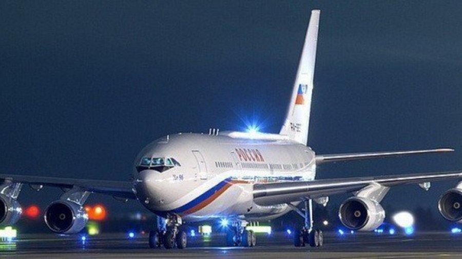 Авиакомпания «Россия» открыла продажу билетов по доступным ценам