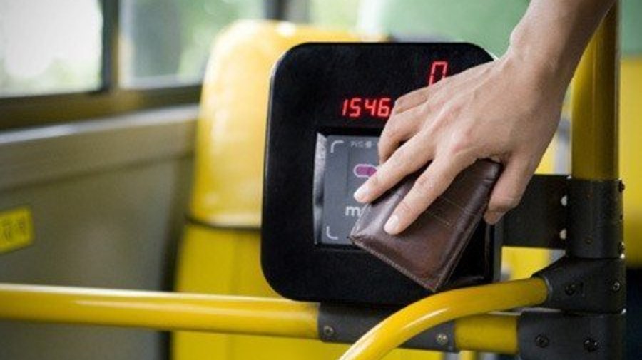 Роботы заменят кондукторов в петербургских автобусах