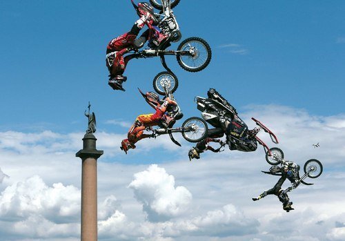 Мотофристайл-битва Adrenaline FMX Riders