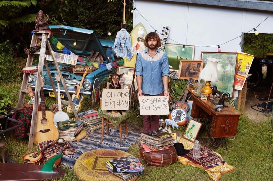 Дружеская барахолка Garage Sale