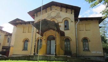 Забытый дворец императора, или Охотничий дворец Бенуа