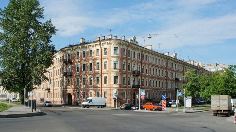 Доходный дом на улице Декабристов, 57