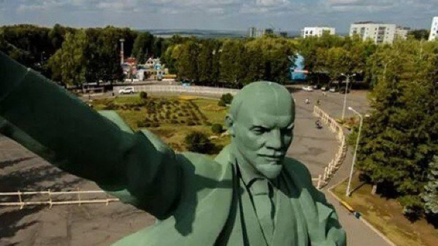 Соревнования по селфи с Лениным пройдут в Ленинградской области