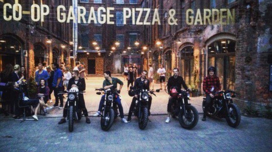 Co-op Garage с байками и пиццей с тульским пряником