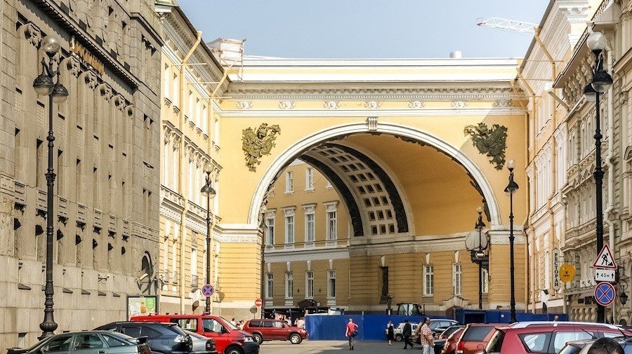 КРТИ поддержал идею об устройстве пешеходной зоны на Большой Морской