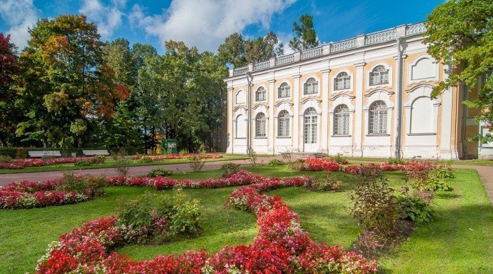 Павильон «Каменное зало»