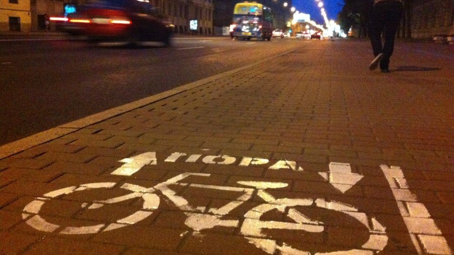 На Московском проспекте появились альтернативные велодорожки