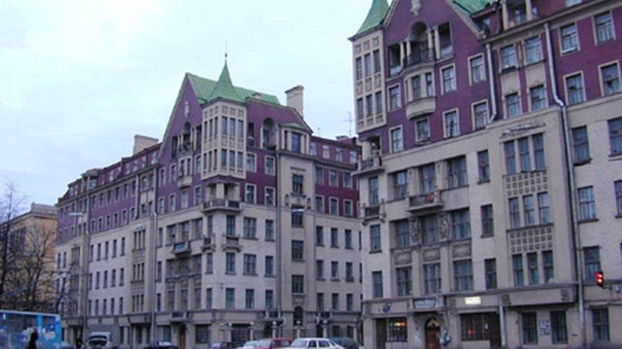 8-я Советская улица. Дом купца Полежаева