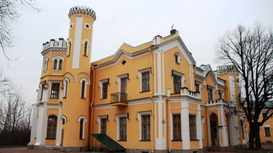 Усадьба Александровка. Львовский дворец