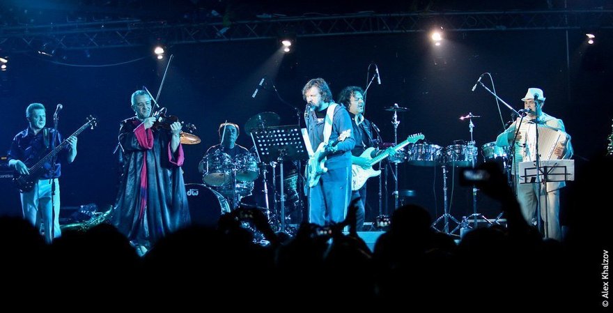 Emir Kusturica & The No Smoking Orchestra