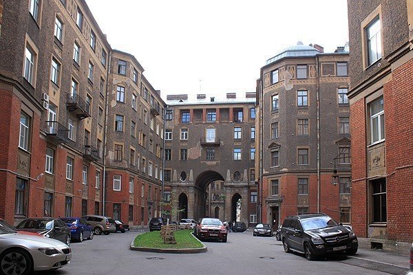 Толстовский дом