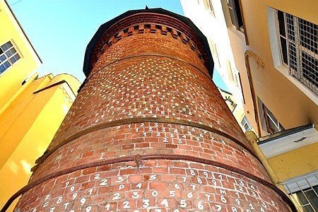 «Башня грифонов»