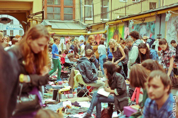Garage Sale в «Этажах»