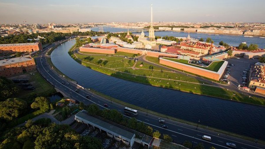 Музеи Петропавловской крепости до конца октября можно посетить бесплатно