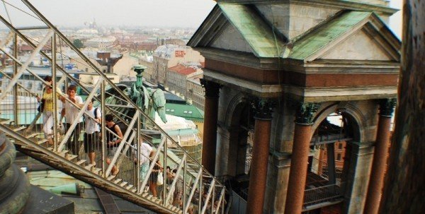 sanktpeterburg.bezformata.ru