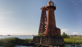 Нижний Николаевский створный маяк в Кронштадте
