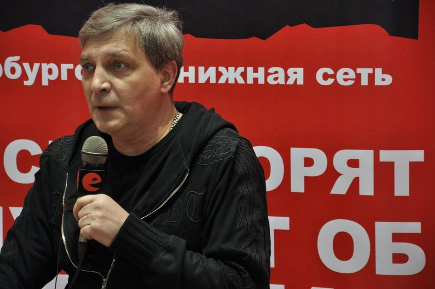 Встреча с Александром Невзоровым в «Буквоеде»
