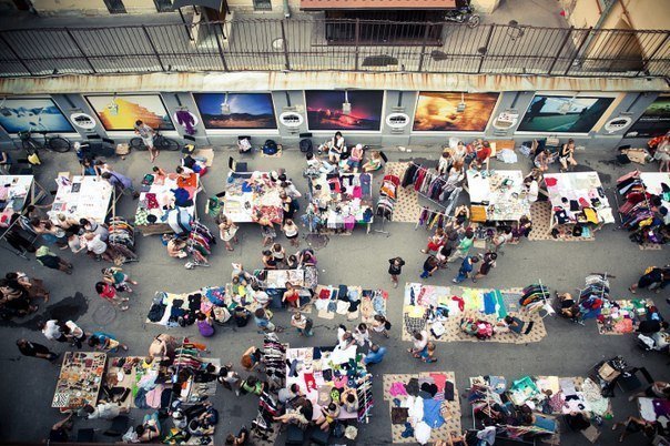 Garage Sale в «Этажах»