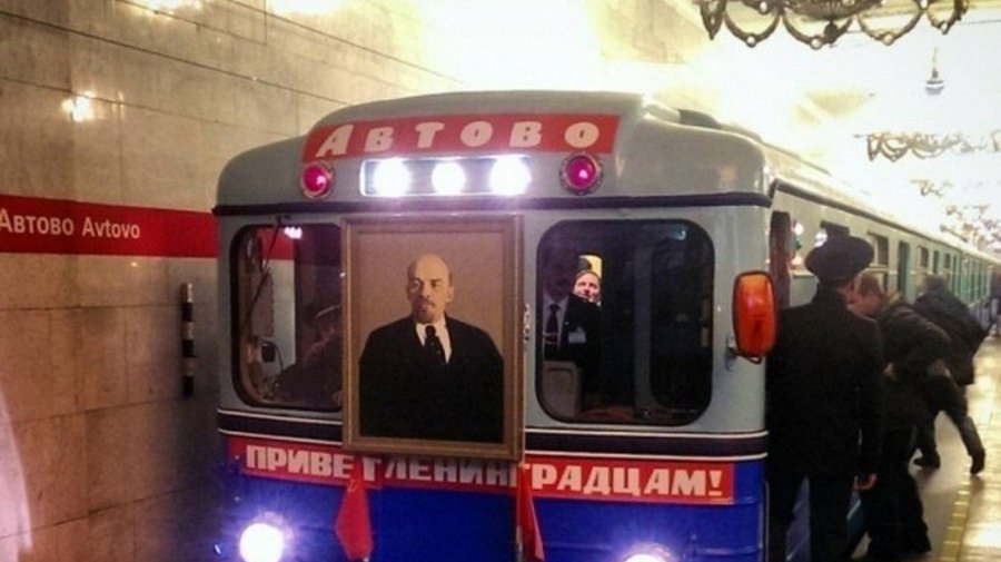 Ретро-поезд из 50-х будет каждые выходные ходить от станции «Автово»