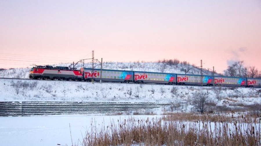Петербург с Москвой в праздники свяжут 60 дополнительных поездов
