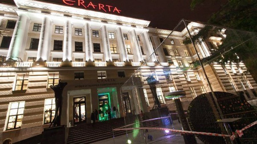 Целый год ходить в «Эрарту» на все выставки можно по дешевому единому билету