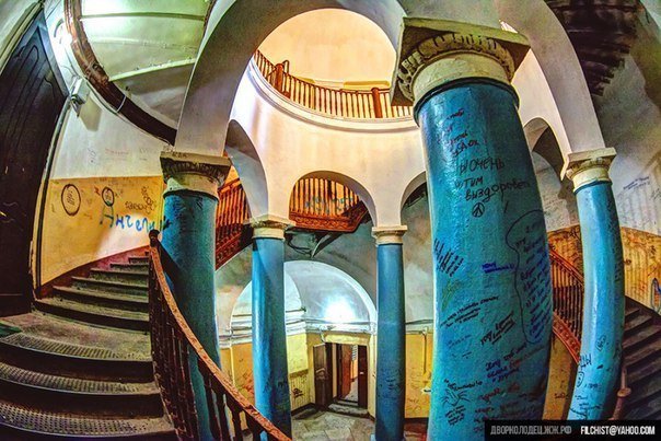Дом с ротондой на Гороховой улице