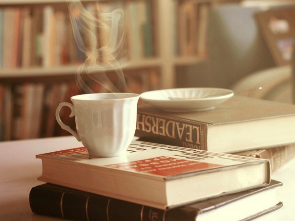 Где встретиться с писателями и почитать: кафе для книголюбов в Петербурге