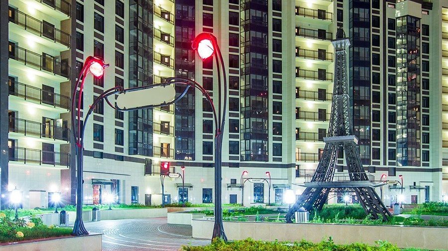 Четыре Эйфелевы башни в Петербурге