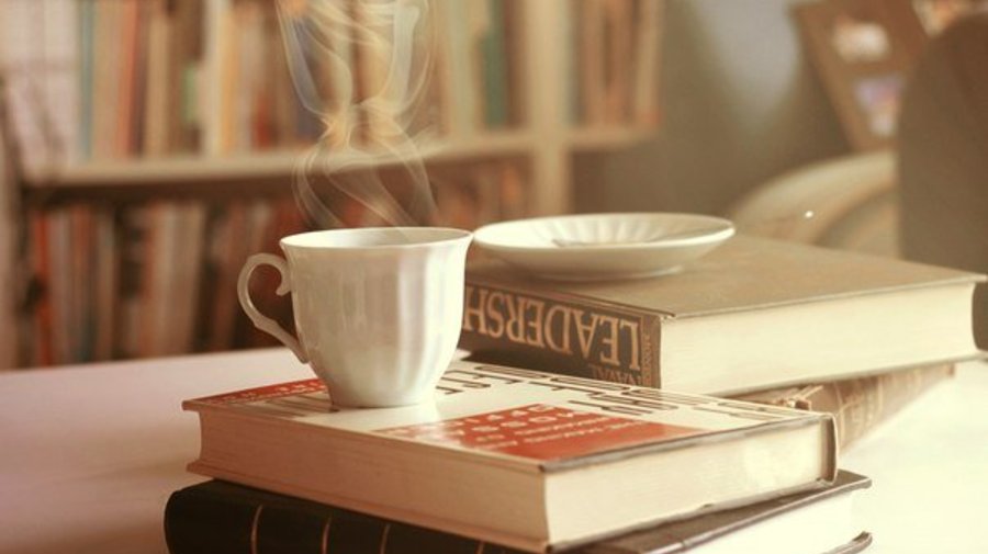 Старые книги меняют на ароматный кофе в кафе