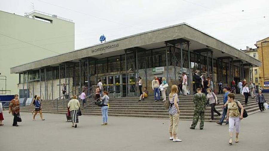 «Василеостровскую» откроют весной