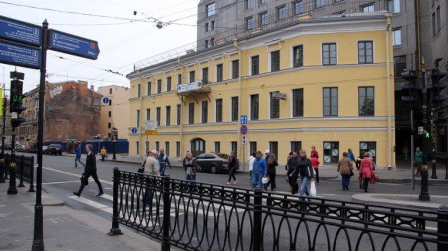 Дом Дельвига
