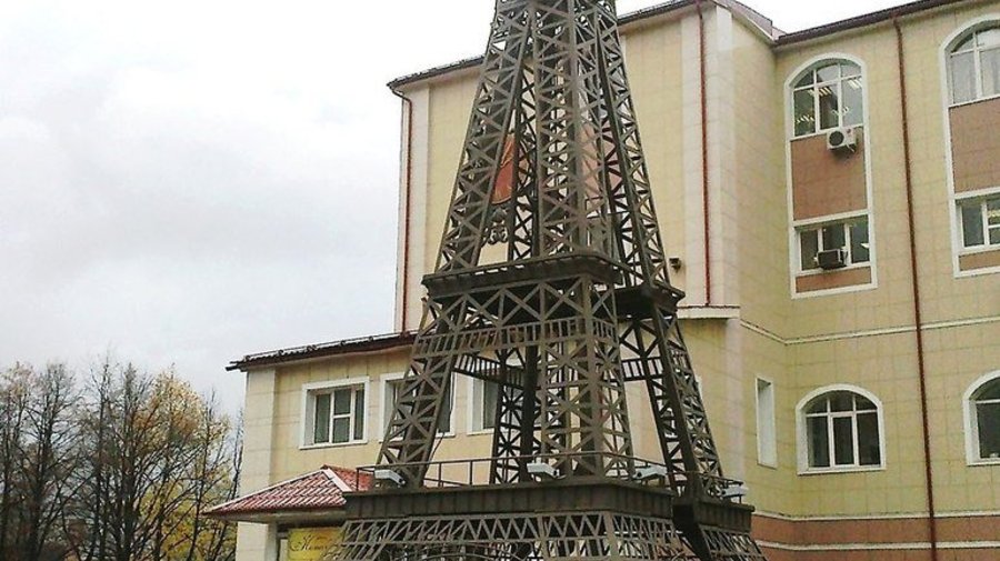 Эйфелева башня