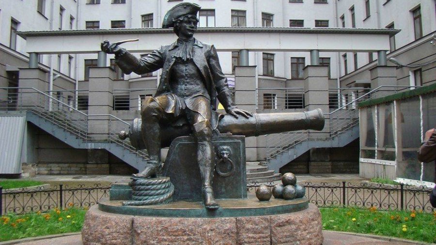 Памятник Василию Корчмину