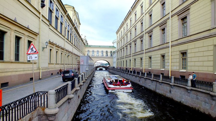 Миллионная улица