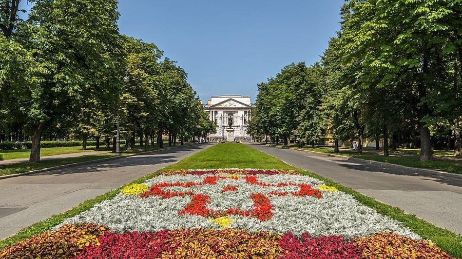 Кленовая улица