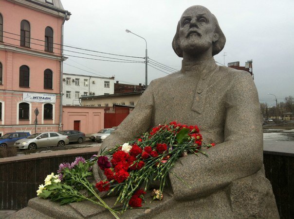 Торжественная акция молодежной организации «МИР»