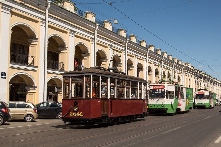 Прогулка на ретротрамвае