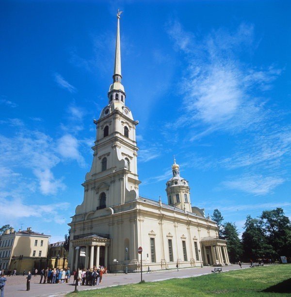 7 самых высоких зданий Петербурга