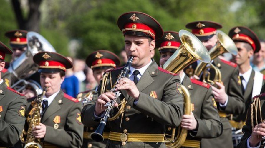 День Победы в Летнем саду