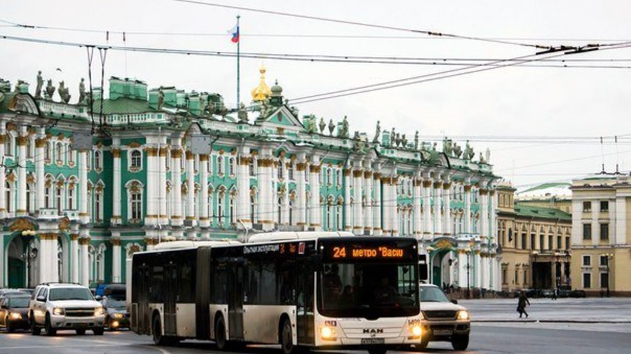 В петербургских автобусах появятся аудиоэкскурсии по городу