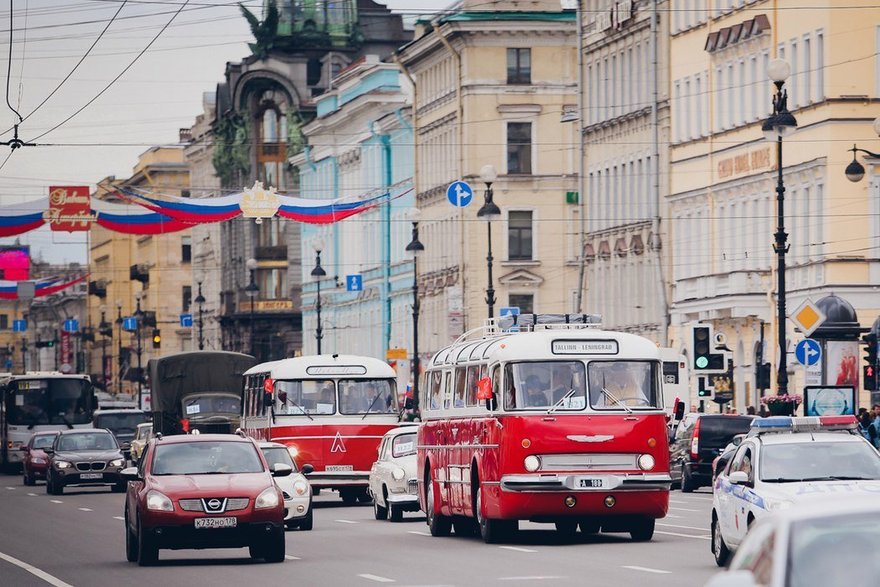 II Петербургский парад ретротранспорта