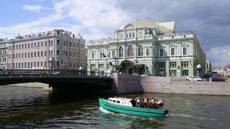 В День города БДТ распродаст билеты на спектакли со скидкой 50%