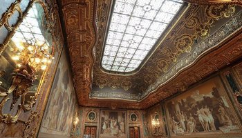 Шесть особняков, которые можно посетить только с экскурсией
